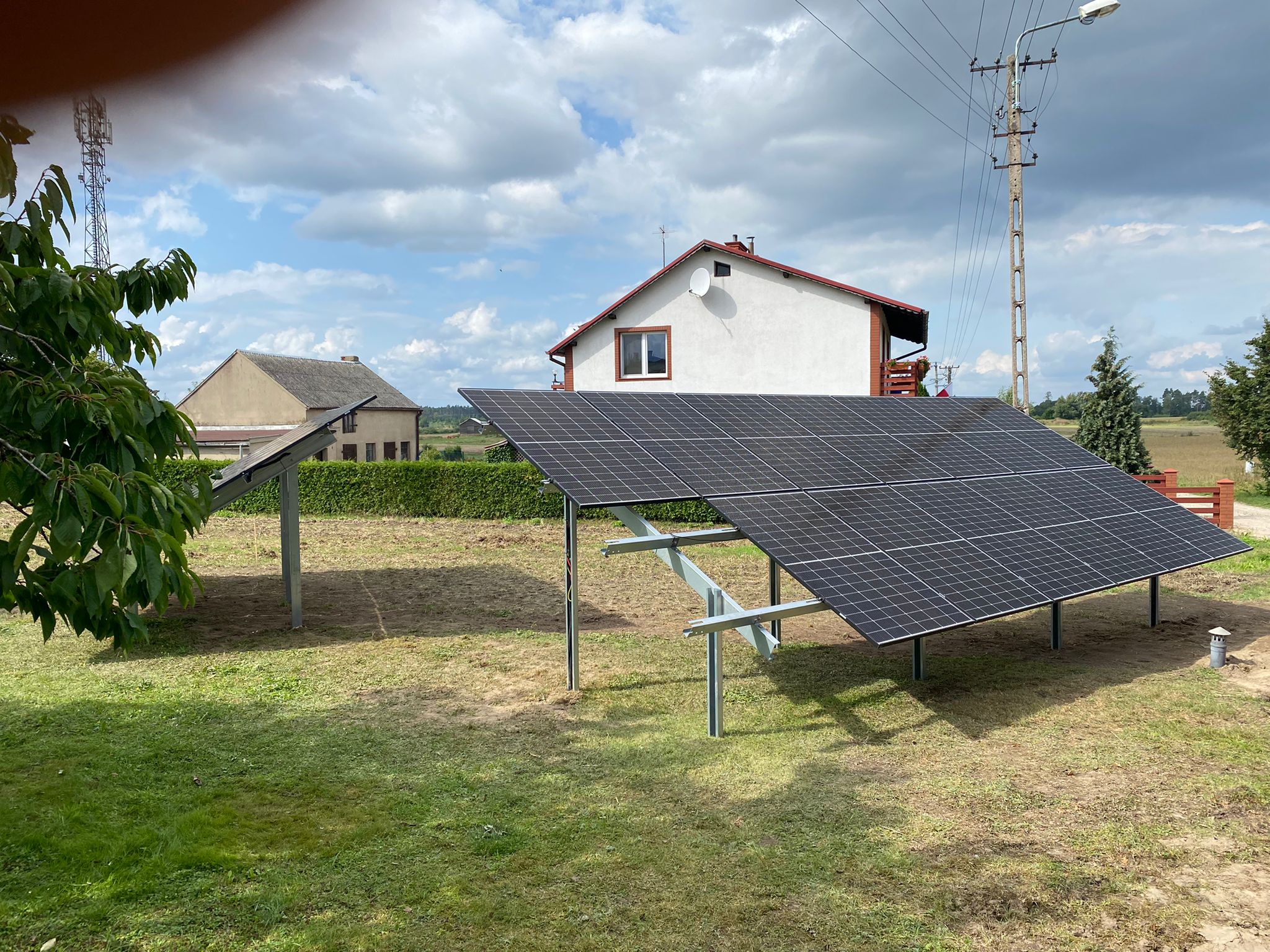 10 kw panele fotowoltaiczne w miejscowości Krojanty w Gminie Chojnice - instalacja bezpośrednio na gruncie