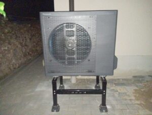Montaż pompy ciepła Panasonic Aquarea K KIT 7 kW 2 Montaż pompy ciepła Panasonic Aquarea K KIT 7 kW