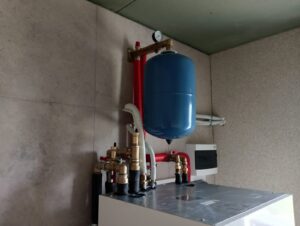 Montaż pompy ciepła Panasonic K All in One 7 kW ze stacją uzdatniania wody Helix CS 25 2 Montaż pompy ciepła Panasonic K All in One 7 kW ze stacją uzdatniania wody Helix CS 25